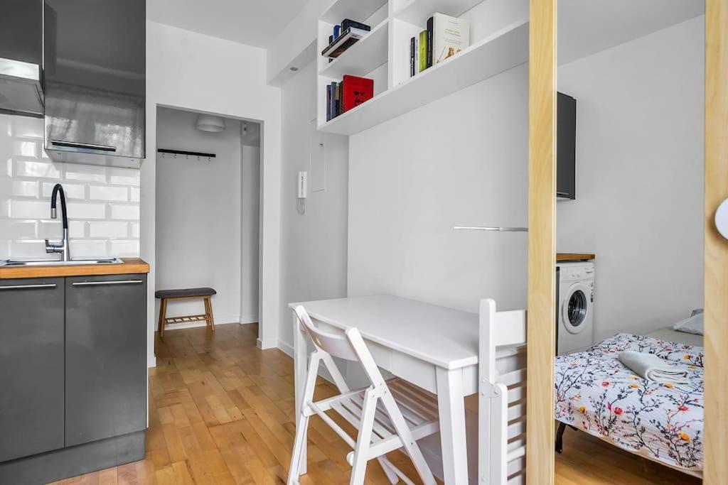 Apartament Magical Near Stadion Narodowy Pge